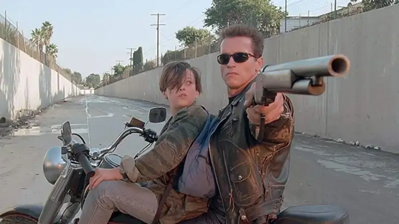 Cómo termina Terminator 2