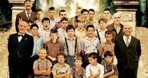Resumen de la película Los Chicos del Coro: La magia de la música y la superación personal